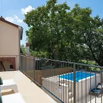 Casa vacanze Giorgio Jursici *