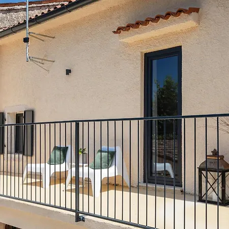 Giorgio Jursici Casa de Férias