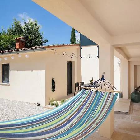 Holiday home Giorgio Jursici *